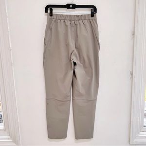 EUC Lululemon Essential High-Rise Trouser